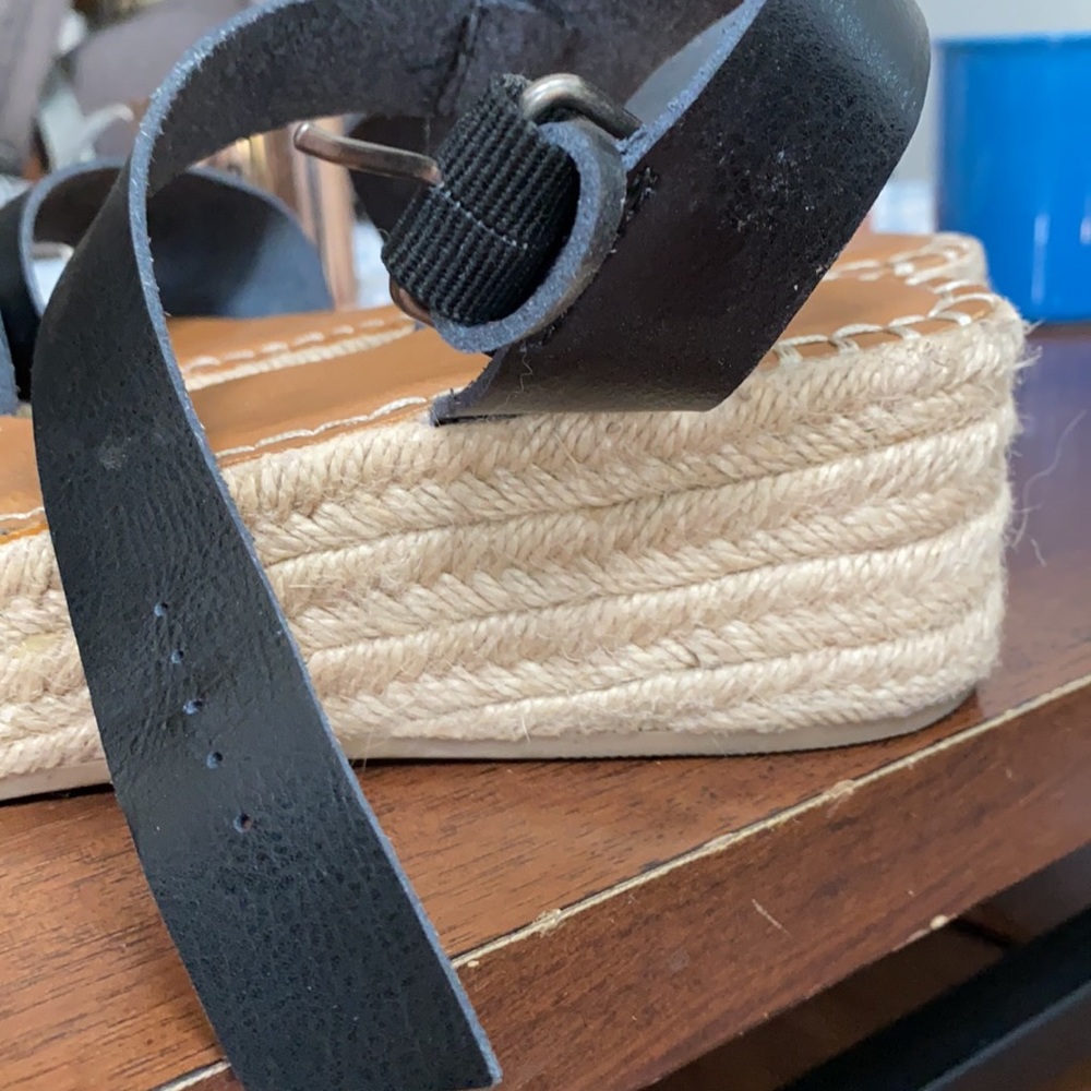 Target sandals - Picture 4 of 6